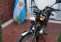 Motos - Suzuki AX 100 2023 Nafta 9500Km - En Venta