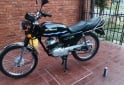 Motos - Suzuki AX 100 2023 Nafta 9500Km - En Venta