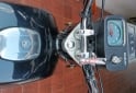 Motos - Suzuki AX 100 2023 Nafta 9500Km - En Venta