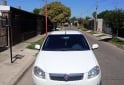 Autos - Fiat Siena EL 2015 Nafta 97000Km - En Venta