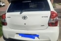 Autos - Toyota ETIOS 2015 Nafta 145000Km - En Venta
