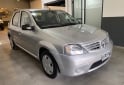Autos - Renault Logan 2009 GNC 220000Km - En Venta