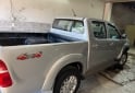 Camionetas - Toyota HILUX SRV 4x4 2014 Diesel 304000Km - En Venta