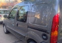 Utilitarios - Renault Kangoo 2015 GNC 150000Km - En Venta
