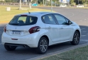 Autos - Peugeot 208 2017 Nafta 107000Km - En Venta