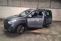 Utilitarios - Renault Kangoo  Stepway 2023 GNC 60000Km - En Venta