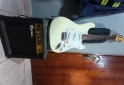 Instrumentos Musicales - Liquido por mudanza Guitarra electrica y amplificador - En Venta