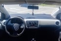 Autos - Volkswagen UP full. 2015 Nafta 83000Km - En Venta