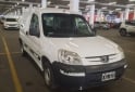 Utilitarios - Peugeot partner confort 1.6 HDI 2012 Diesel 195000Km - En Venta