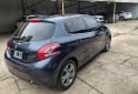 Autos - Peugeot 208 2014 Nafta 100000Km - En Venta