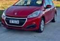 Autos - Peugeot 208 2017 Nafta 130000Km - En Venta