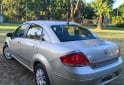 Autos - Fiat Línea essence 2011 2011 Nafta 197000Km - En Venta