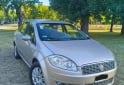 Autos - Fiat Línea essence 2011 2011 Nafta 197000Km - En Venta