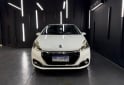 Autos - Peugeot 208 2017 Nafta 90000Km - En Venta