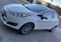Autos - Ford Fiesta kinetic full 2017 Nafta 100000Km - En Venta