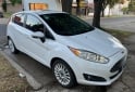 Autos - Ford Fiesta kinetic 2015 Nafta 98000Km - En Venta
