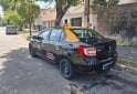 Autos - Renault Logan 2018 GNC 111111Km - En Venta