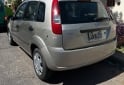 Autos - Ford Fiesta 2005 Nafta 140000Km - En Venta
