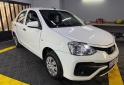 Autos - Toyota ETIOS 2022 Nafta 42000Km - En Venta