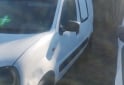 Utilitarios - Renault Kangoo 2007 Diesel 300000Km - En Venta