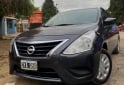 Autos - Nissan Versa 2015 Nafta 140000Km - En Venta