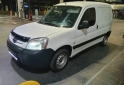 Utilitarios - Peugeot Partner confort 1.4 furgo 2014 Nafta 250500Km - En Venta