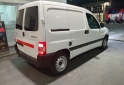 Utilitarios - Peugeot Partner confort 1.4 furgo 2014 Nafta 250500Km - En Venta