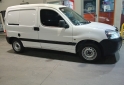 Utilitarios - Peugeot Partner confort 1.4 furgo 2014 Nafta 250500Km - En Venta