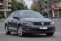 Autos - Volkswagen Vento 2017 Nafta 93000Km - En Venta