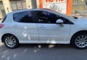 Autos - Peugeot 308 allure con navegador 2012 Nafta 215000Km - En Venta