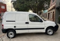 Utilitarios - Peugeot Partner 2023 Diesel 40000Km - En Venta
