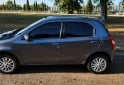 Autos - Toyota Etios 2015 Nafta 100000Km - En Venta
