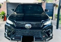 Camionetas - Toyota SW4 GR-S 2023 Diesel 34000Km - En Venta