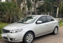 Autos - Kia Cerato 2011 Nafta 130000Km - En Venta