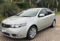 Autos - Kia Cerato 2011 Nafta 130000Km - En Venta