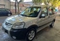 Utilitarios - Peugeot Partner patag�nica hdi 2012 Diesel 180000Km - En Venta