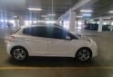 Autos - Peugeot 208 feline pack cuir 2015 Nafta 102000Km - En Venta