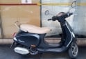 Motos - Vespa Vlx 150 2023 Nafta 7000Km - En Venta