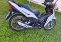 Motos - Honda Wave 2023 Nafta 4600Km - En Venta
