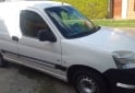 Utilitarios - Peugeot Partner 2011 Diesel 179000Km - En Venta