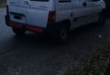 Utilitarios - Peugeot Partner 2011 Diesel 179000Km - En Venta