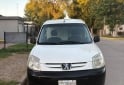 Utilitarios - Peugeot Partner 2014 Diesel 200000Km - En Venta