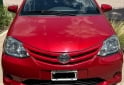 Autos - Toyota Etios XS 5 puertas 2015 Nafta 80000Km - En Venta