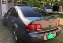 Autos - Volkswagen Bora 2008 Nafta 240000Km - En Venta