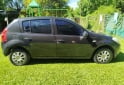 Autos - Renault Sandero 2011 Nafta 197000Km - En Venta