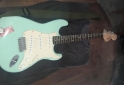 Instrumentos Musicales - Guitarra el�ctrica squier by fender stratocaster - En Venta