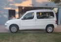 Utilitarios - Citroen Berlingo xtr 2015 Nafta 67000Km - En Venta