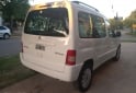 Utilitarios - Citroen Berlingo xtr 2015 Nafta 67000Km - En Venta