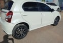 Autos - Toyota ETIOS XLS MT L18 2018 Nafta 95300Km - En Venta
