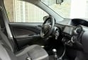 Autos - Toyota ETIOS XLS MT L18 2018 Nafta 95300Km - En Venta